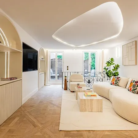 6#new For 8 People# Saint-germain-des-pres#notre-dame * Paryż